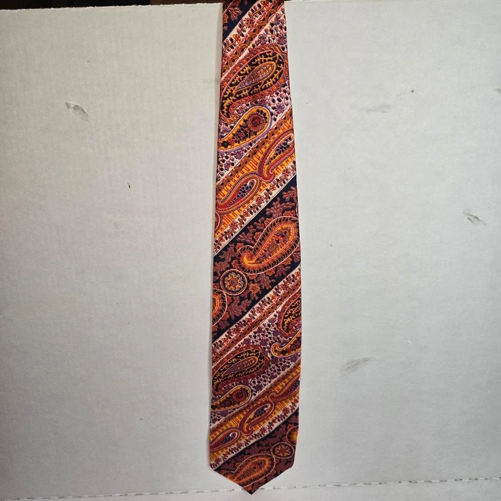 VINTAGE Kipper Dayton's Navy Blue and Orange Paisley Neck‎ Tie NEW! England